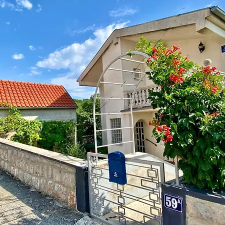 Theresa, Ferienwohnung, Kroatien Donji Zagon